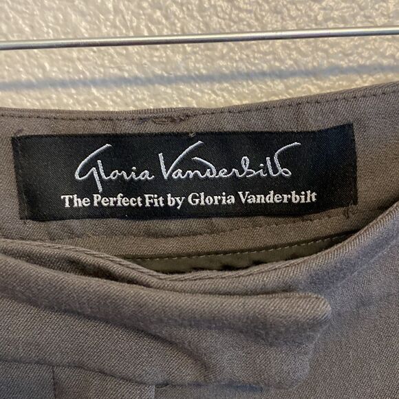 Gloria Vanderbilt- perfect fit Grey slacks- Size 18 - Picture 4 of 7